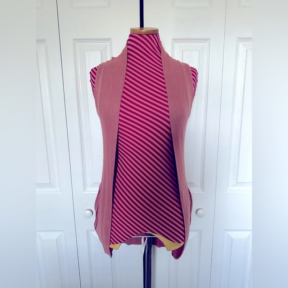 Mauve Knit Vest w/Pockets